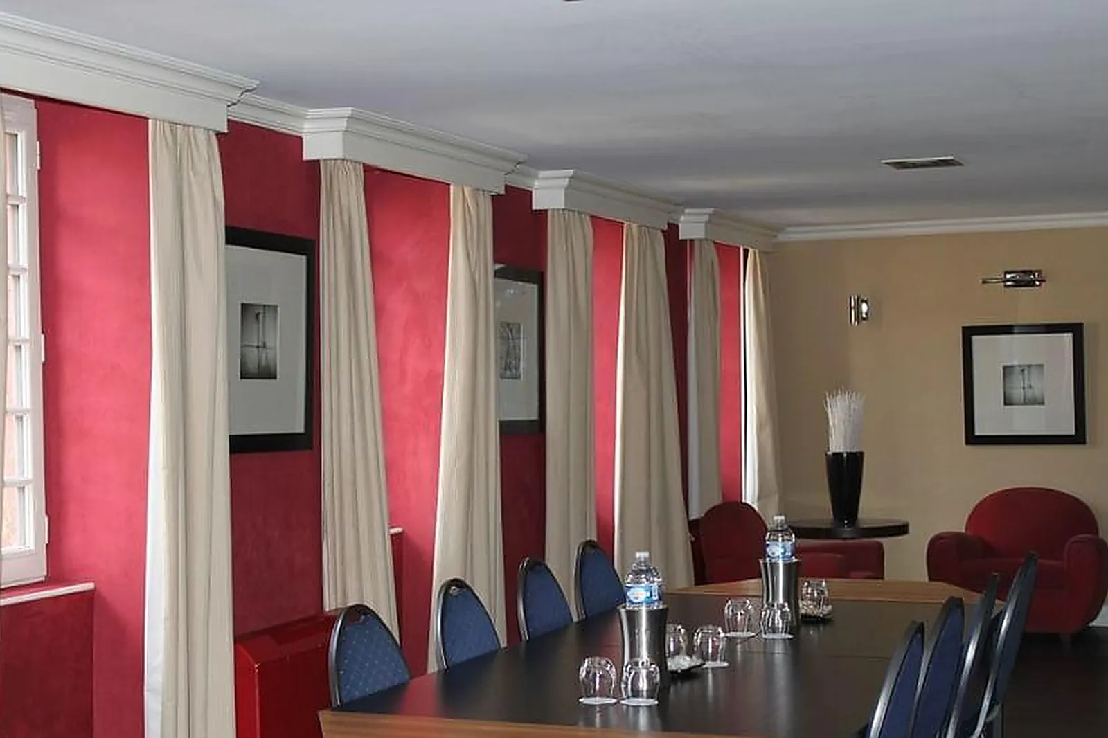 Lieux événementiels, OFFICESTATION