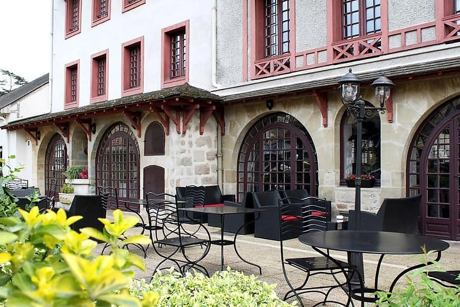 Lieux événementiels, OFFICESTATION