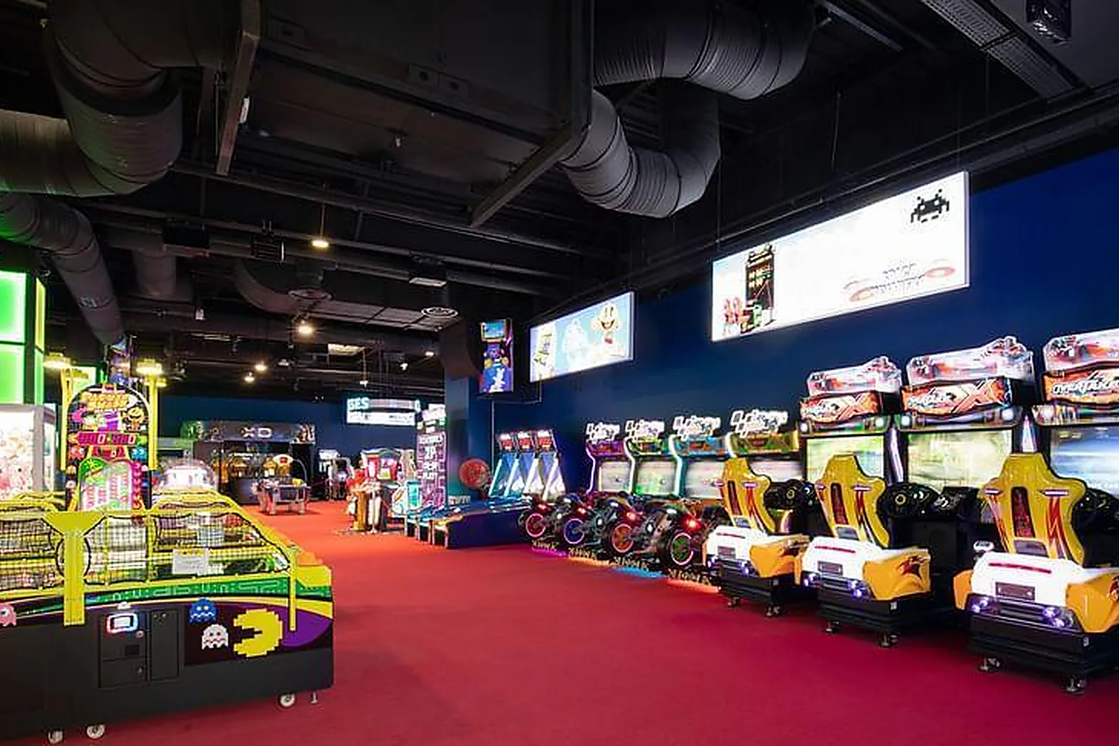 Lieux événementiels, LA TÊTE DANS LES NUAGES - LYON