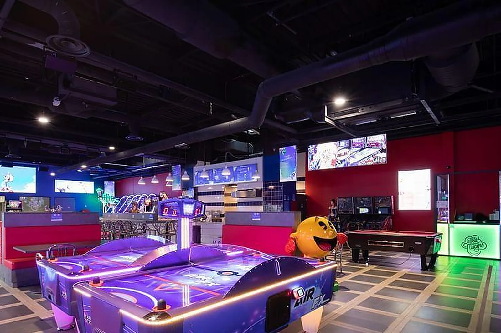 Lieux événementiels, LA TÊTE DANS LES NUAGES - LYON