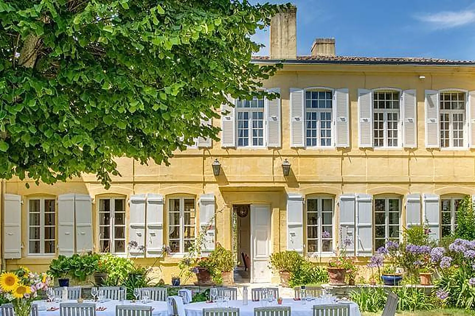 Lieux événementiels, LE CHECK-IN