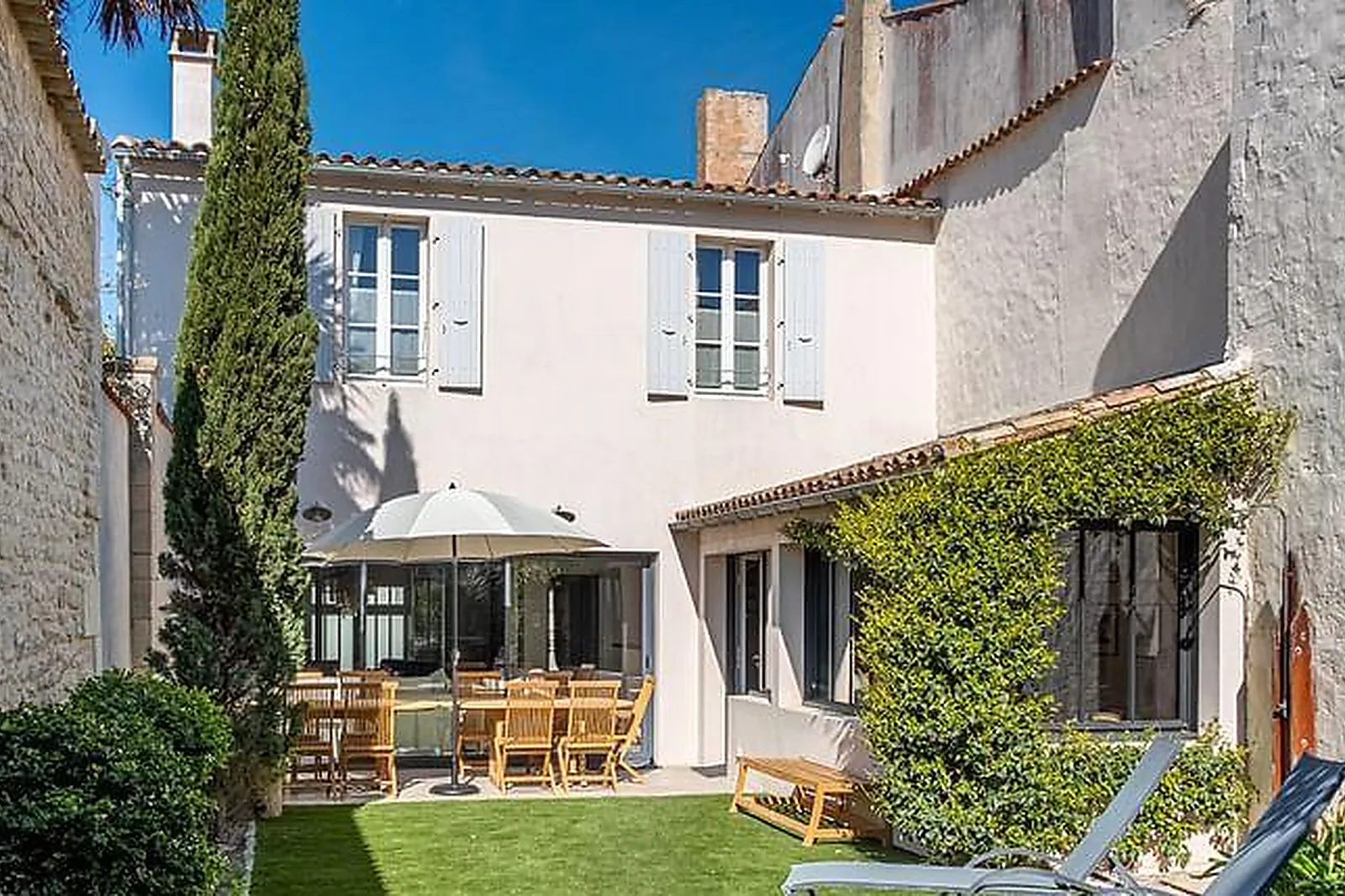 Lieux événementiels, LE CHECK-IN