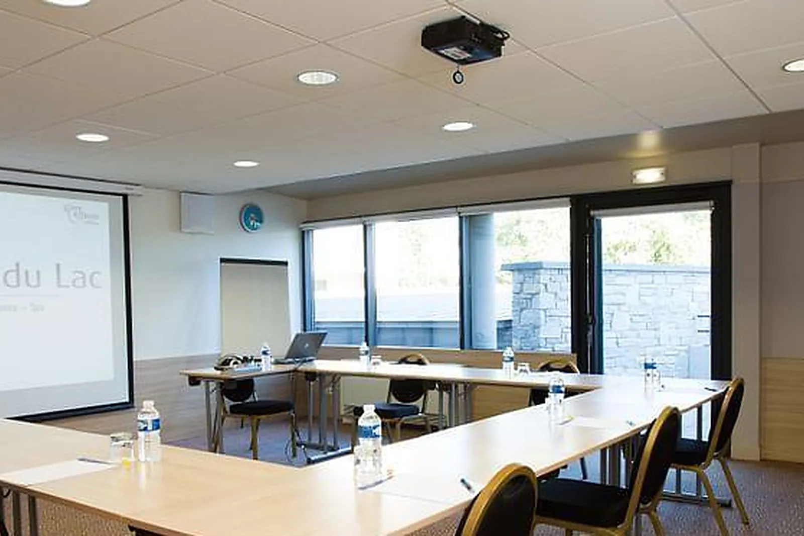 Lieux événementiels, LA VILLA DU LAC ***