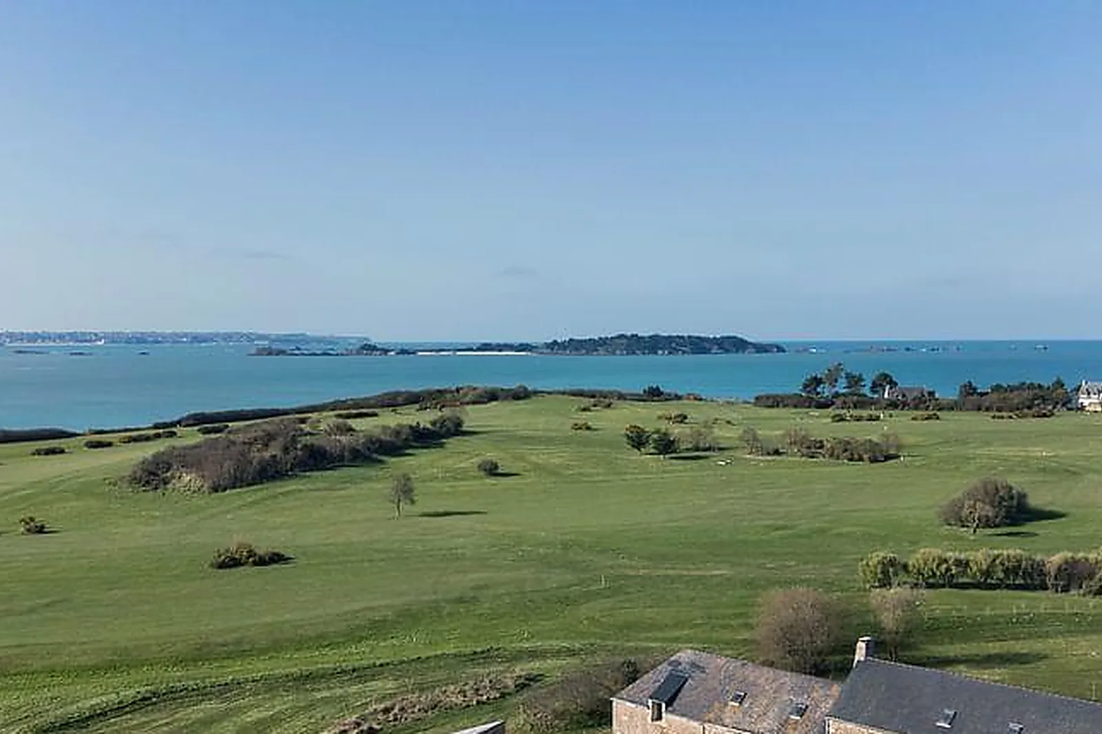 Lieux événementiels, LA FERME DU GOLF / LANCIEUX