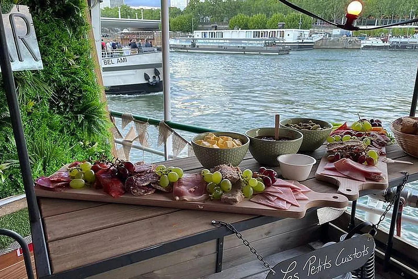 Lieux événementiels, LA GUINGUETTE PIRATE