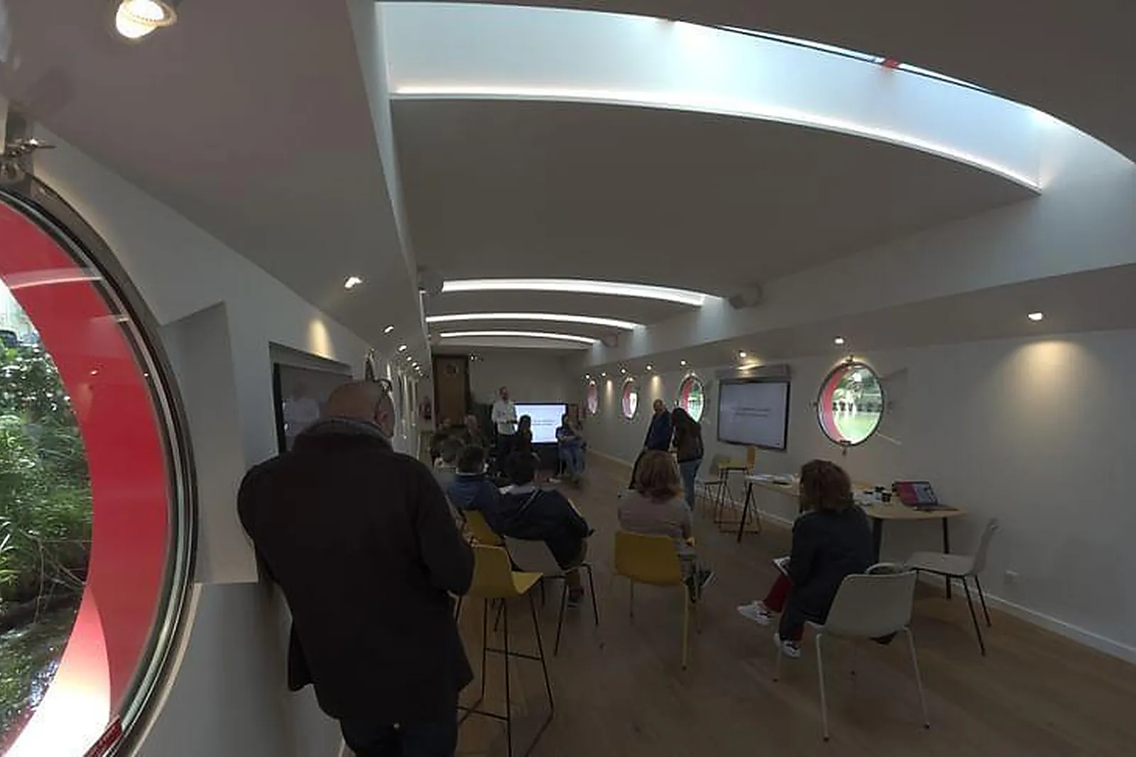 Lieux événementiels, LA PÉNICHE SAINT LOUIS