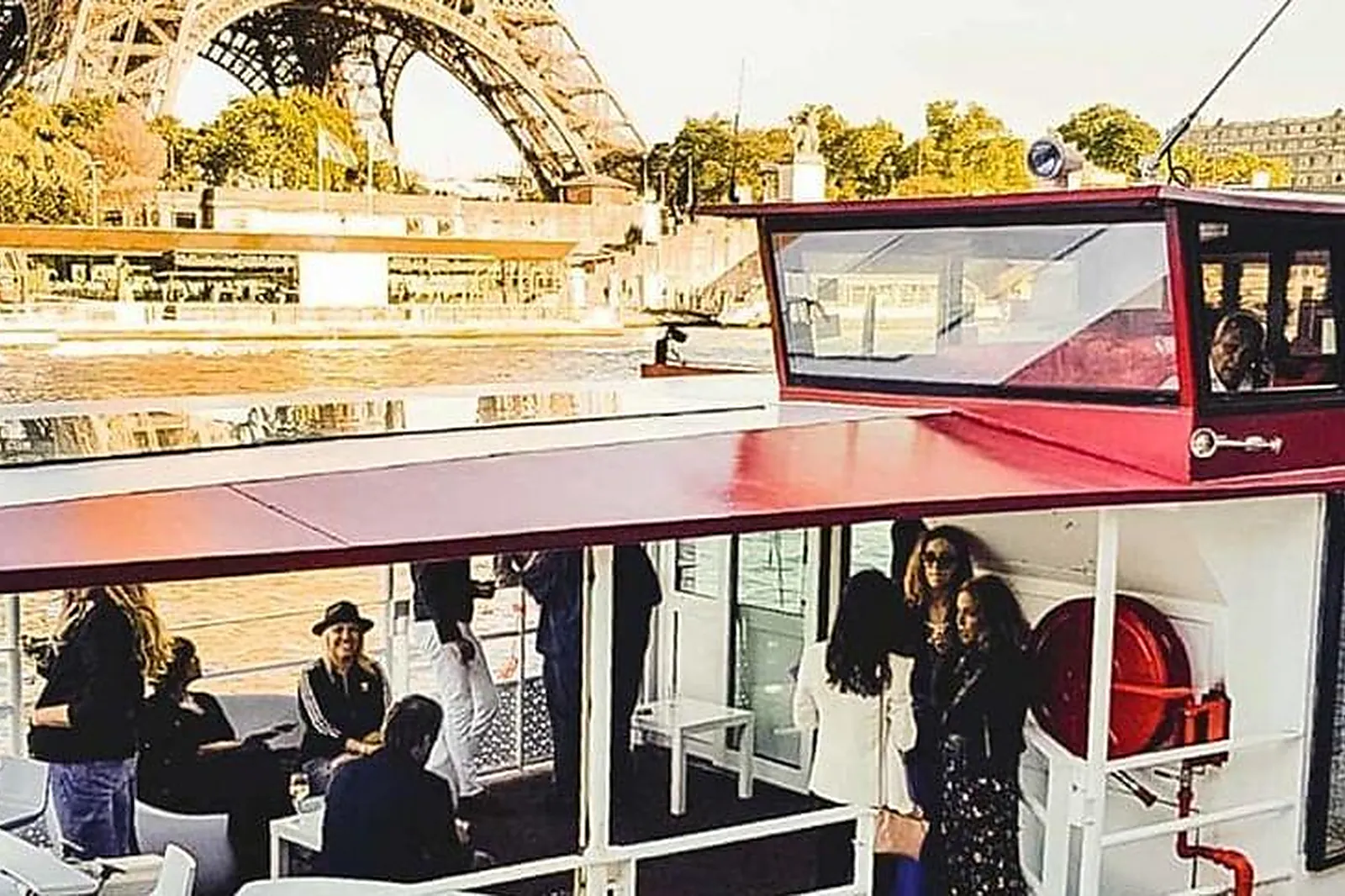 Lieux événementiels, LA PÉNICHE DE DANA