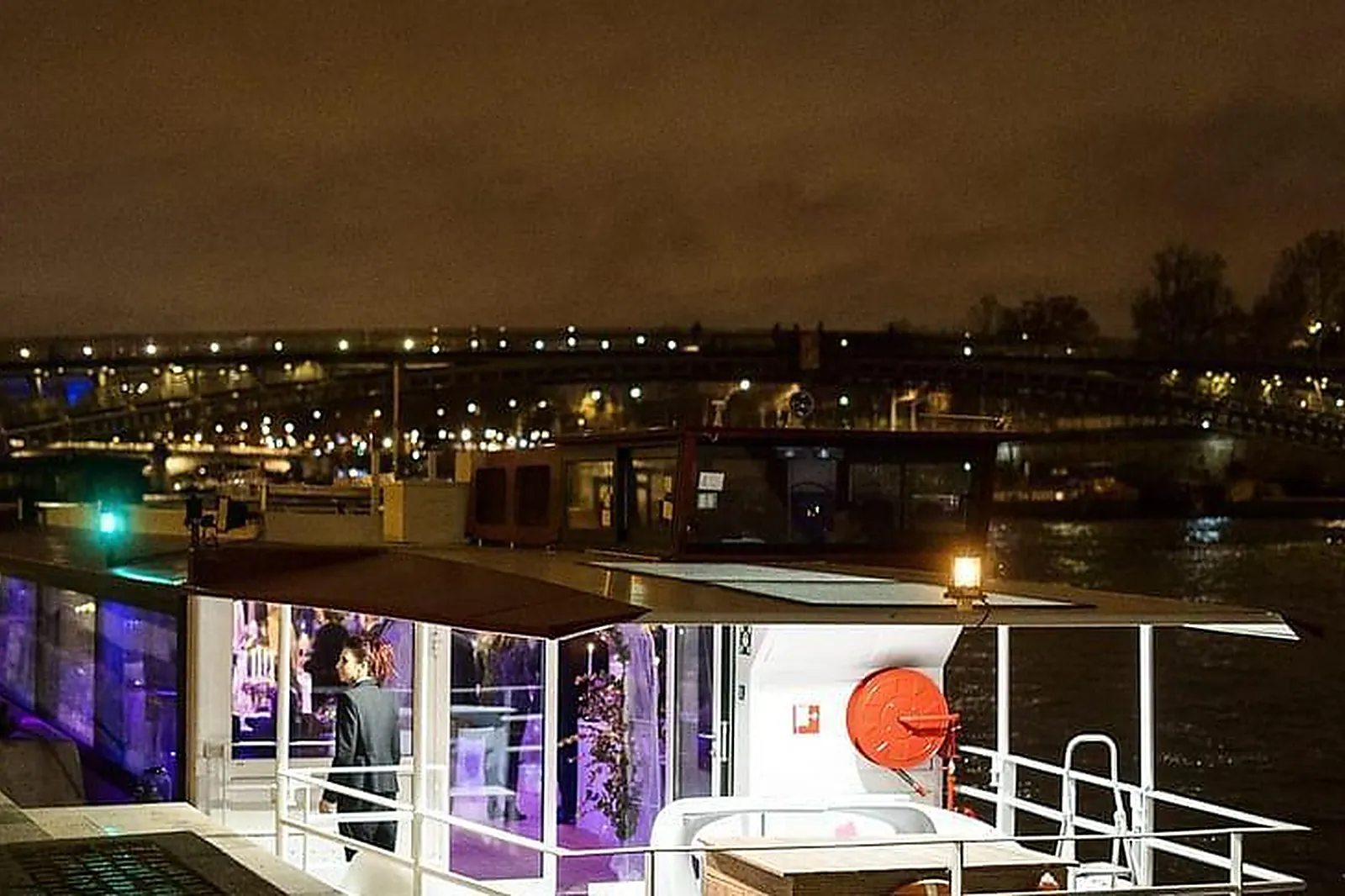 Lieux événementiels, LA PÉNICHE DE DANA