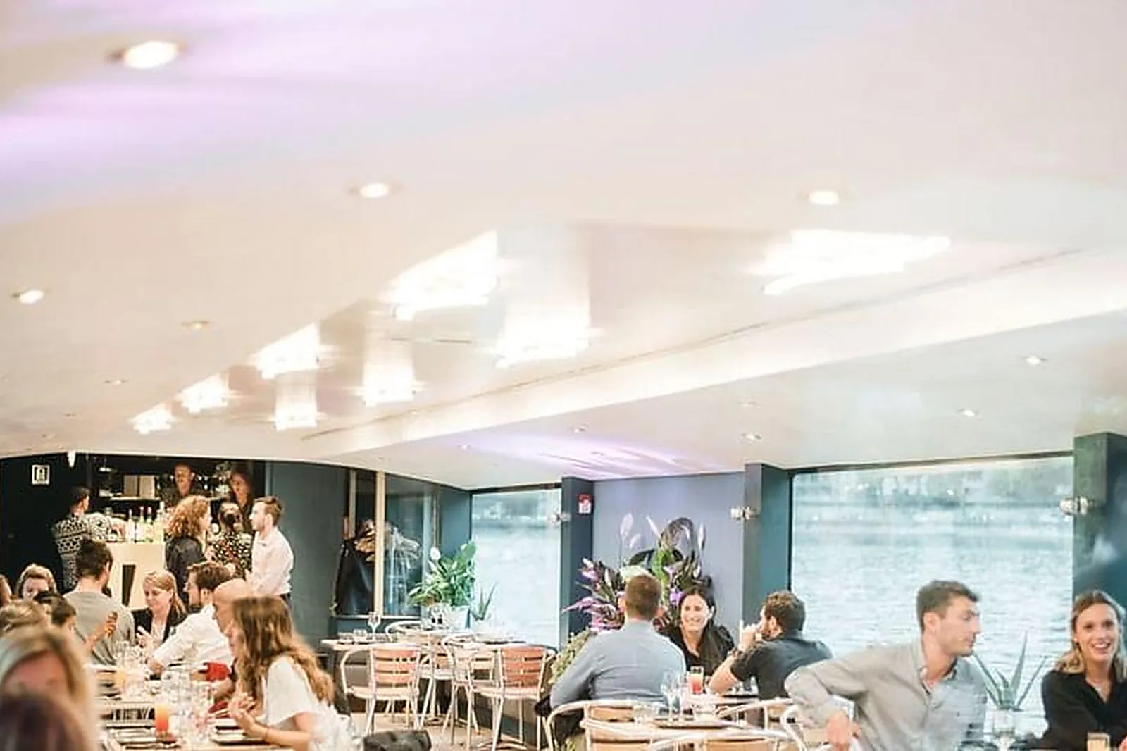 Lieux événementiels, LA PÉNICHE DE DANA