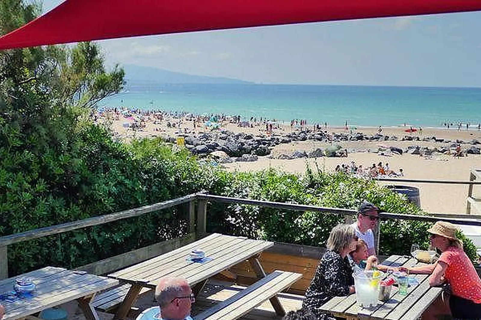 Lieux événementiels, LA VOILE ROUGE