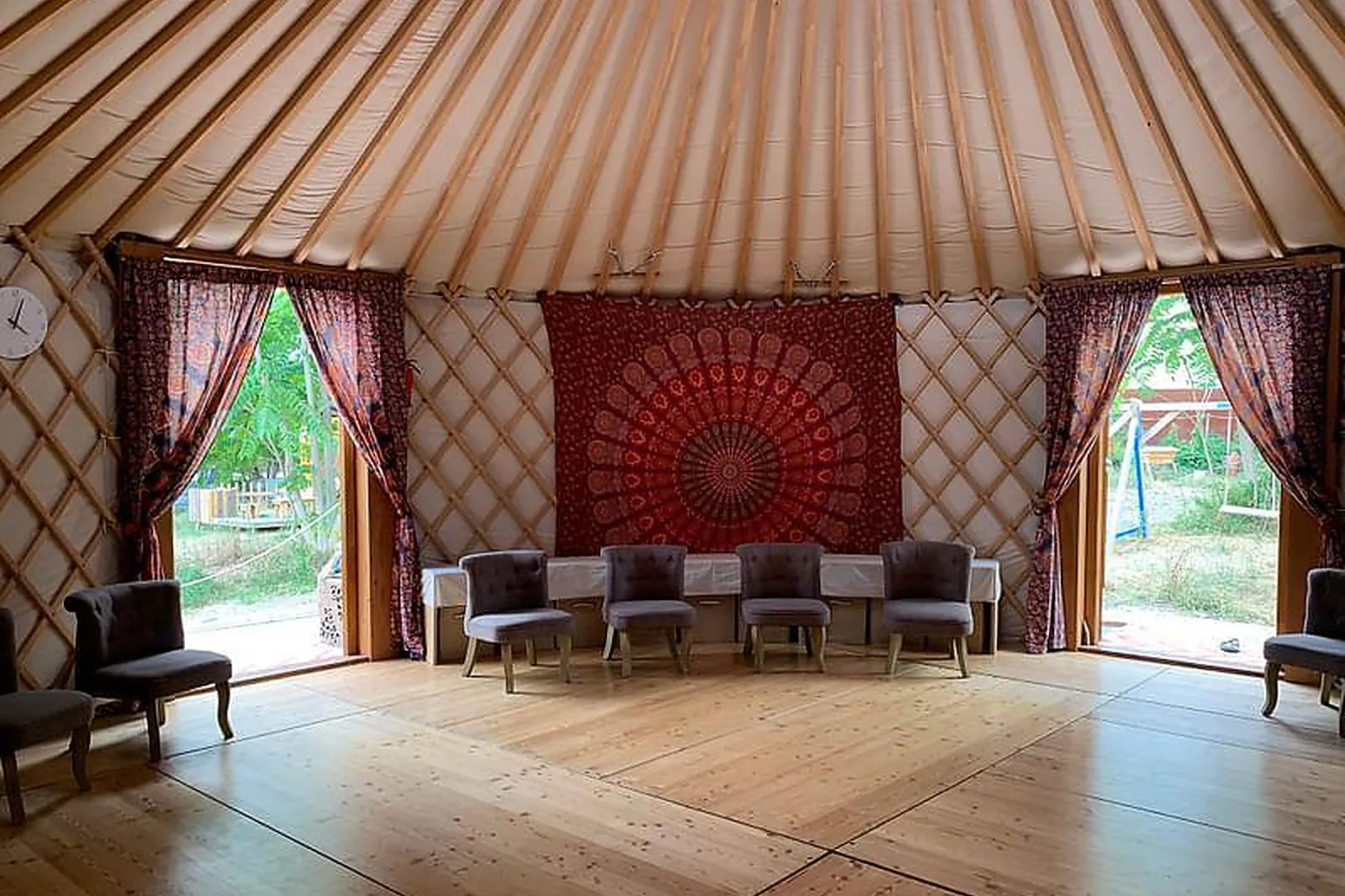 Lieux événementiels, HOTEL MARIANA CALVI ***