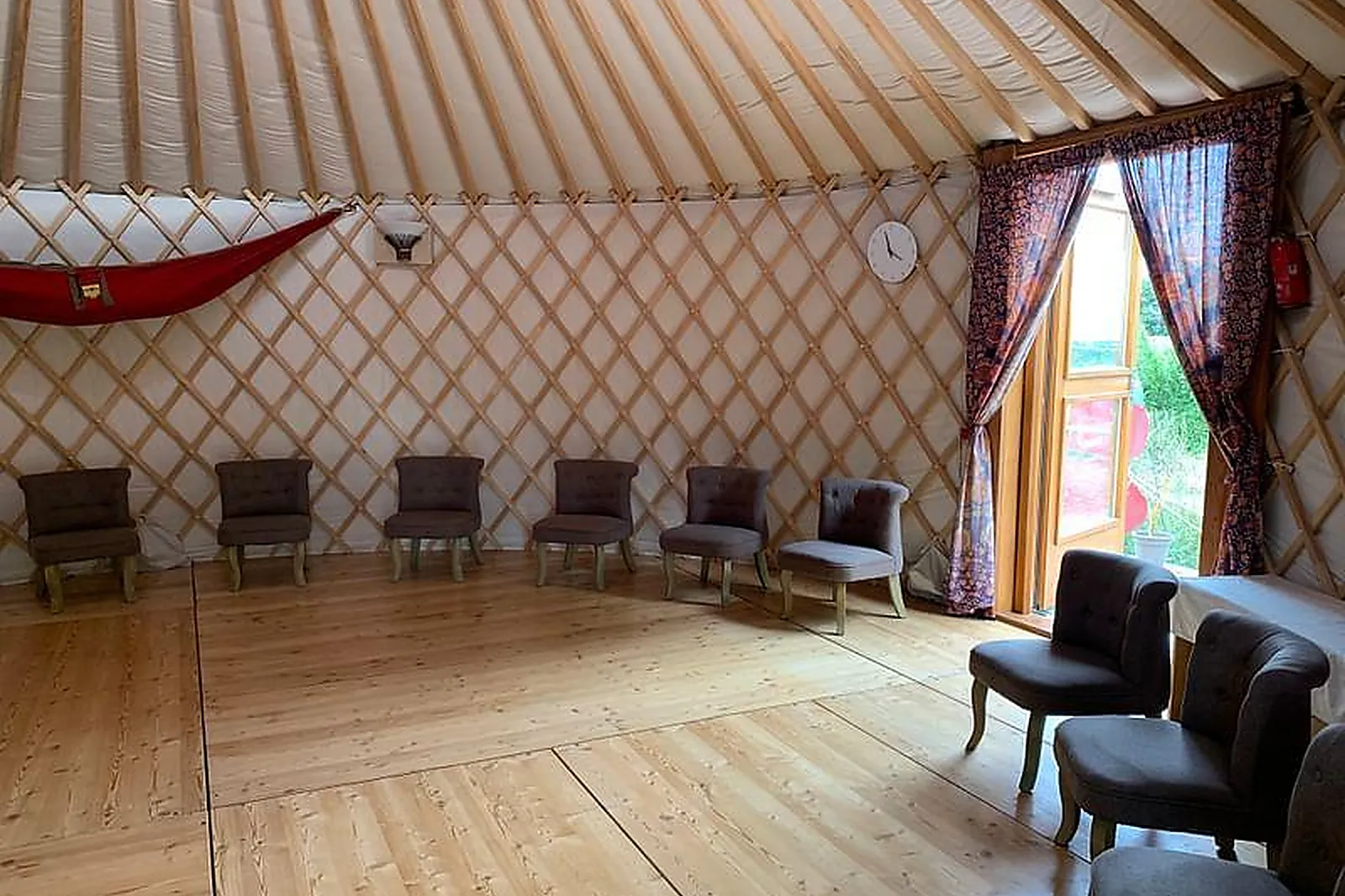 Lieux événementiels, HOTEL MARIANA CALVI ***