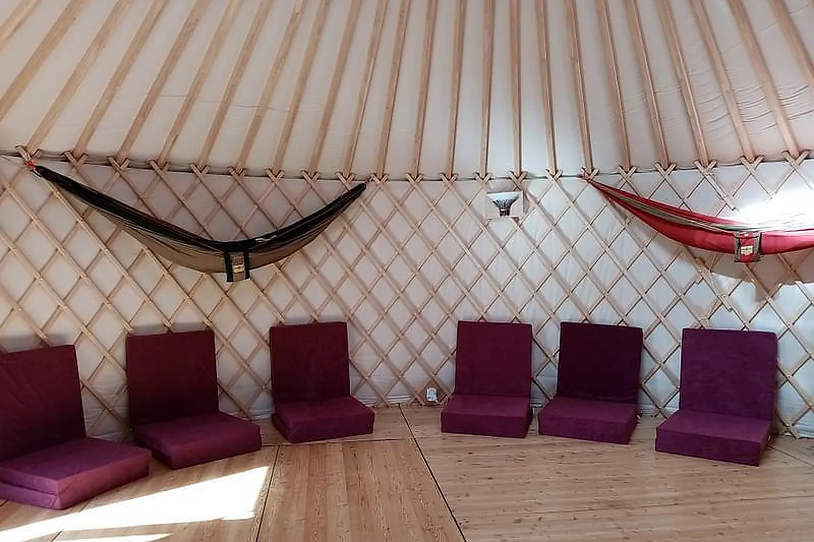 Lieux événementiels, HOTEL MARIANA CALVI ***