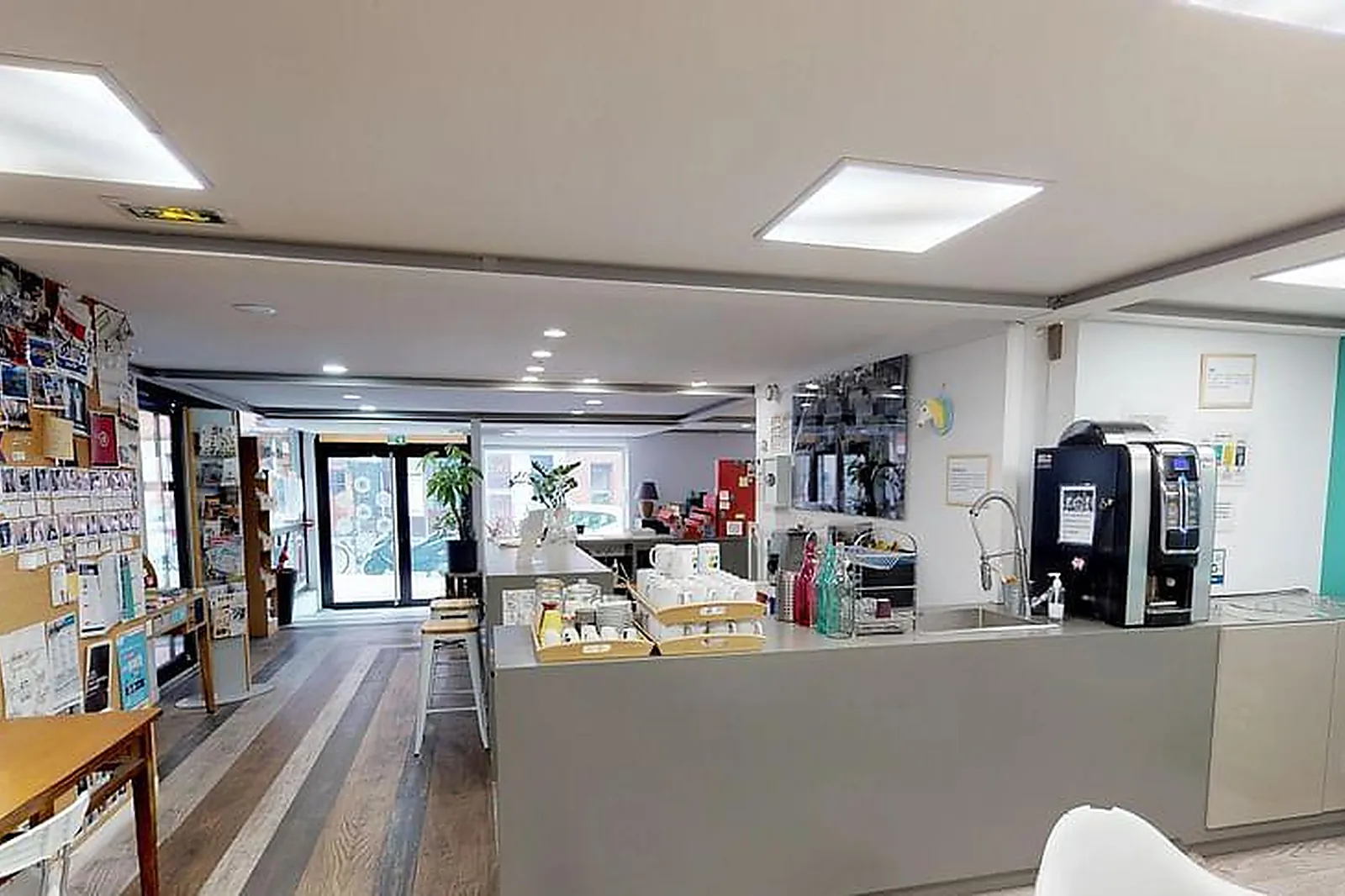 Lieux événementiels, CHÂTEAU LA TOUR CARNET