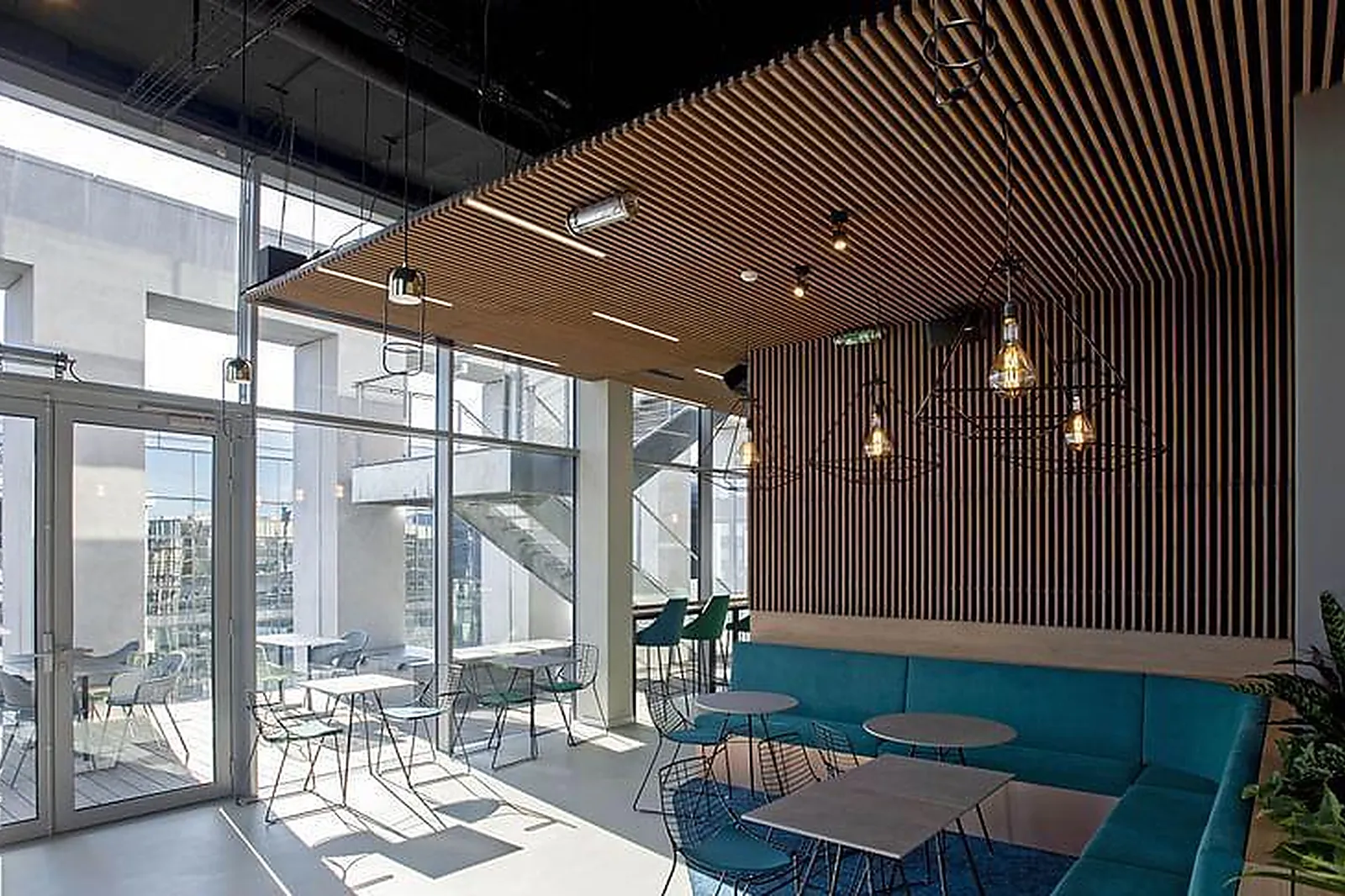 Lieux événementiels, LAHO BUSINESS CENTER ET ROOFTOP