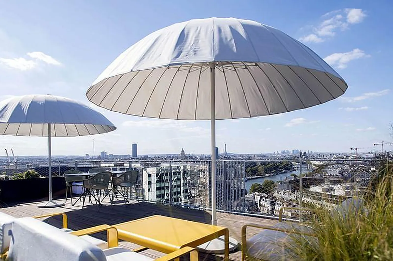 Lieux événementiels, LAHO BUSINESS CENTER ET ROOFTOP