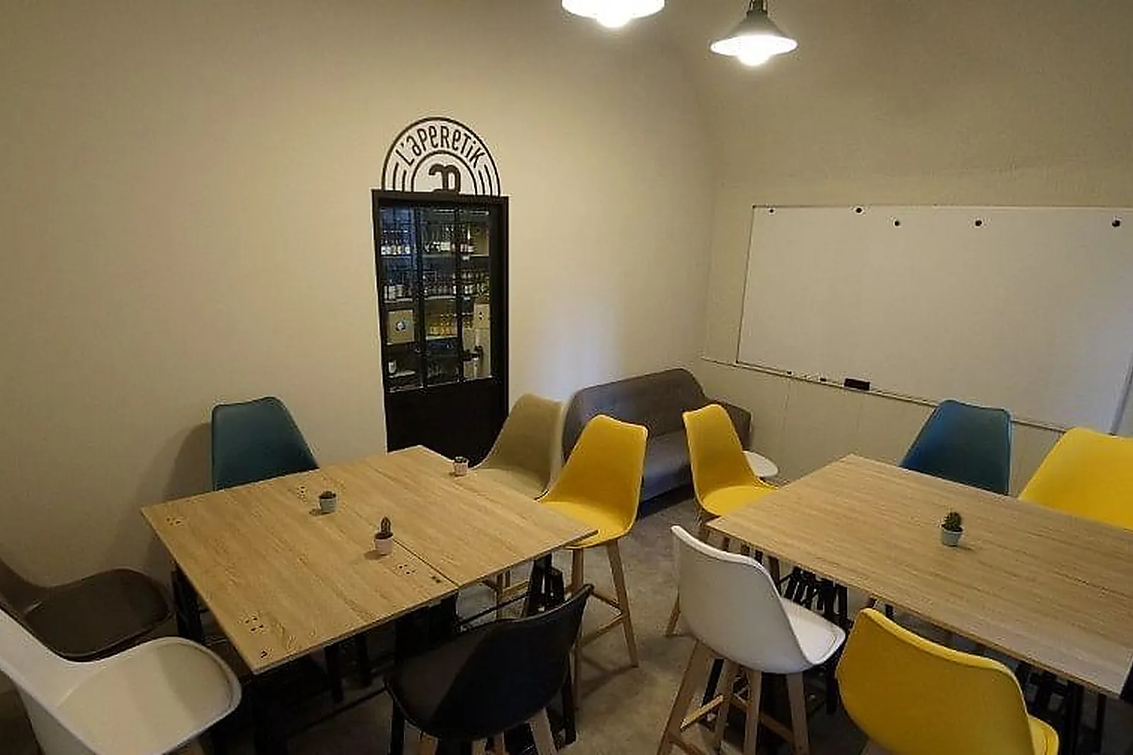 Lieux événementiels, L'APERITIK