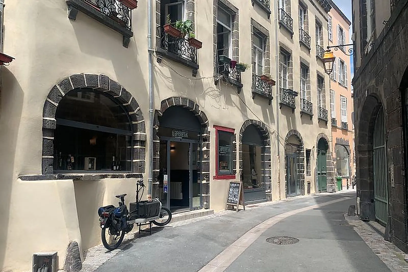 Lieux événementiels, L'APERITIK