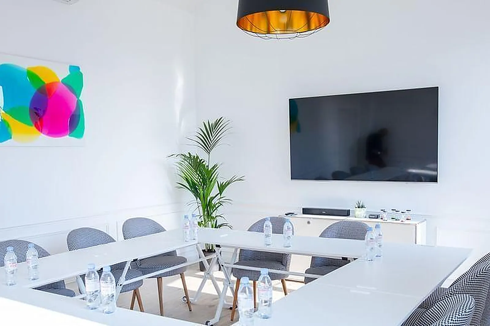 Lieux événementiels, L'APPARTEMENT KZN