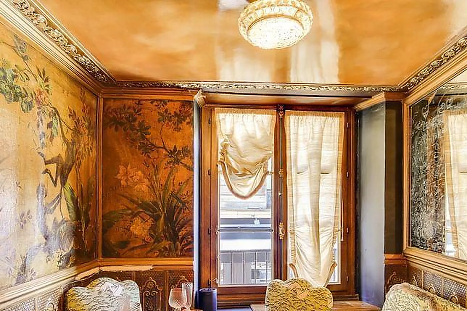 Lieux événementiels, LAPÉROUSE