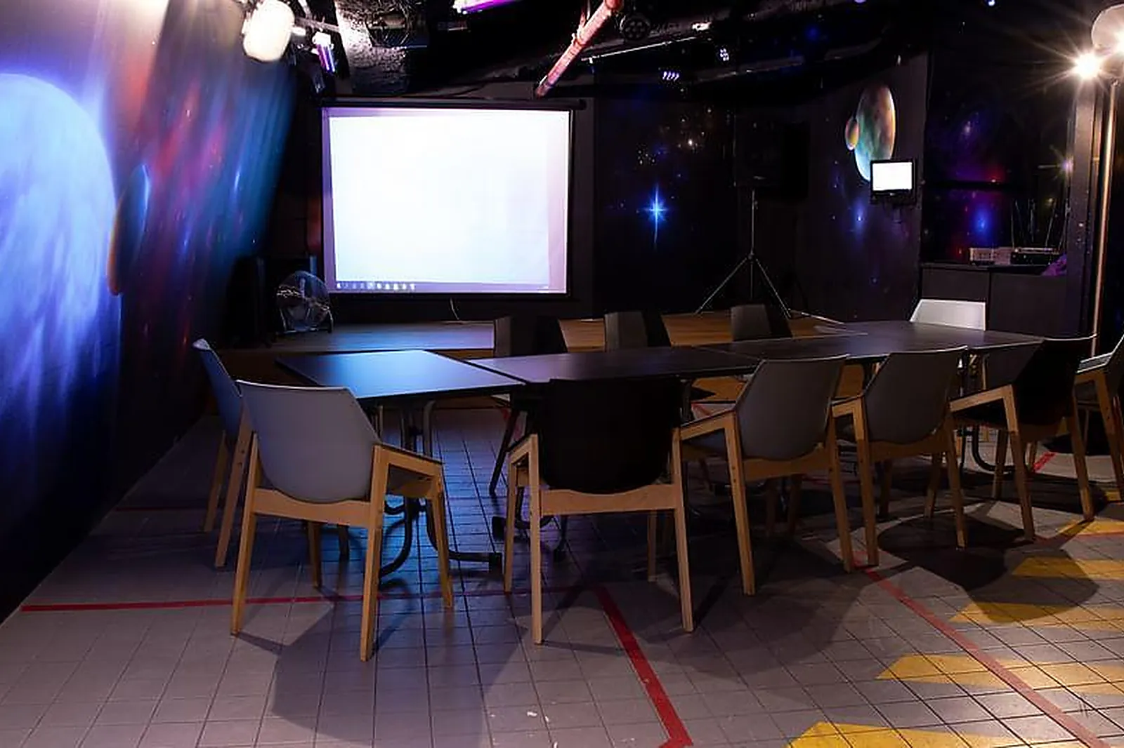 Lieux événementiels, LA FABRIQUE À BONHEURS