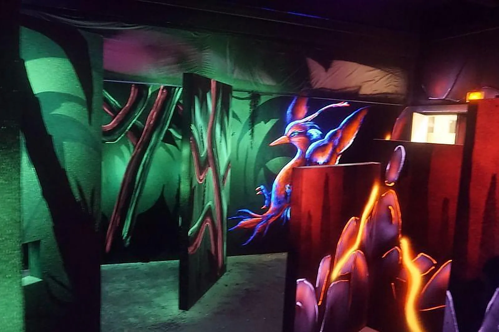 Lieux événementiels, LASER WORLD LA GARENNE