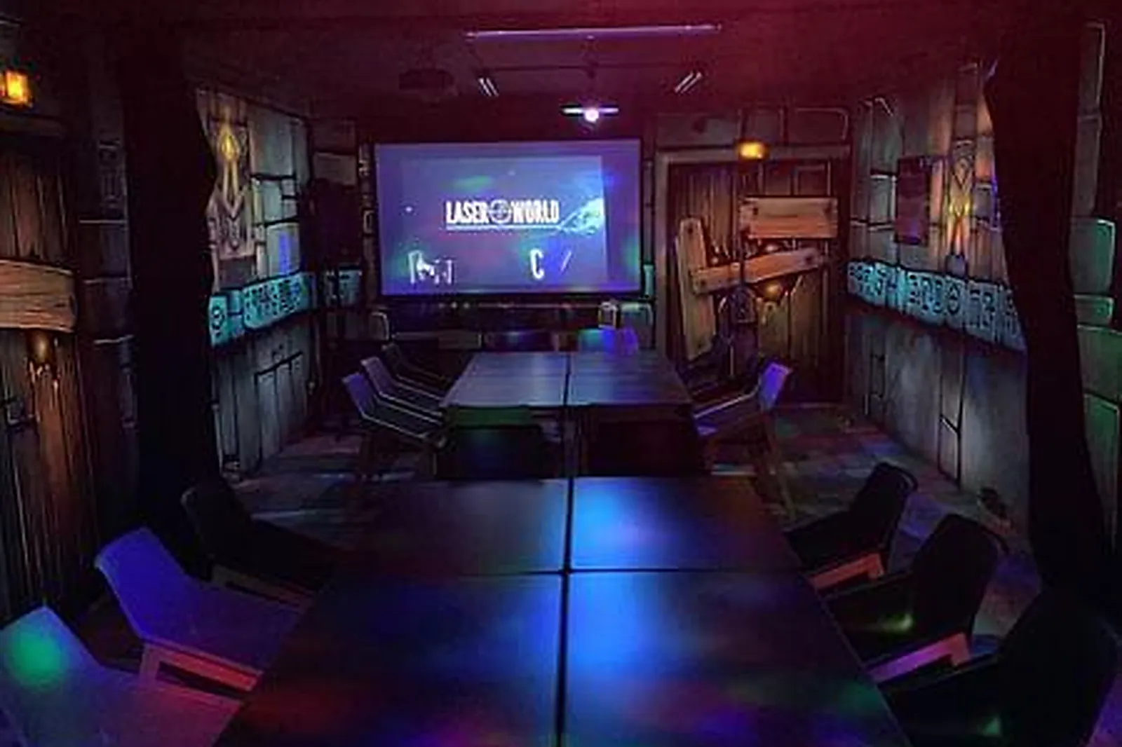 Lieux événementiels, LASER WORLD LA GARENNE