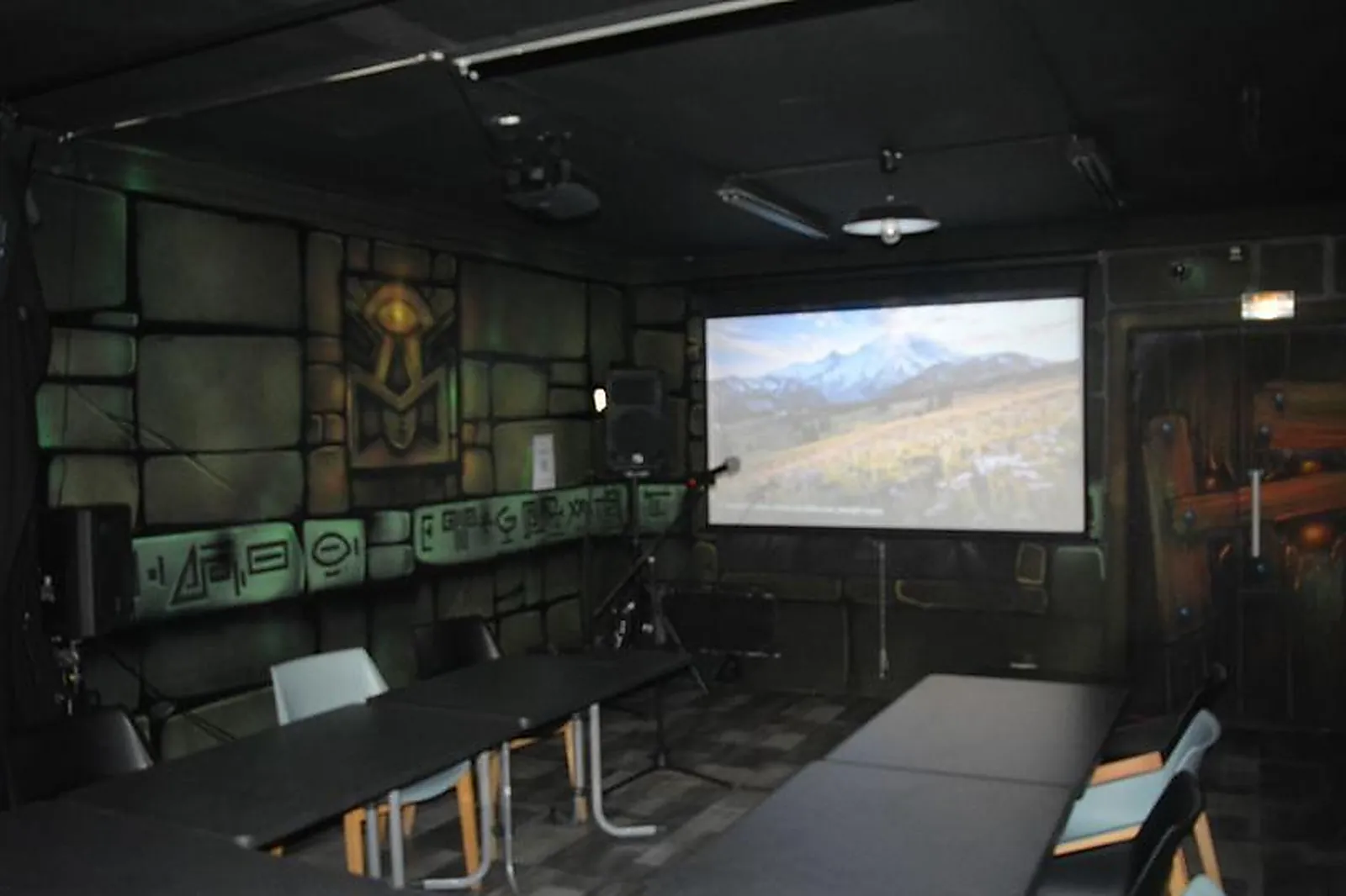 Lieux événementiels, LASER WORLD LA GARENNE