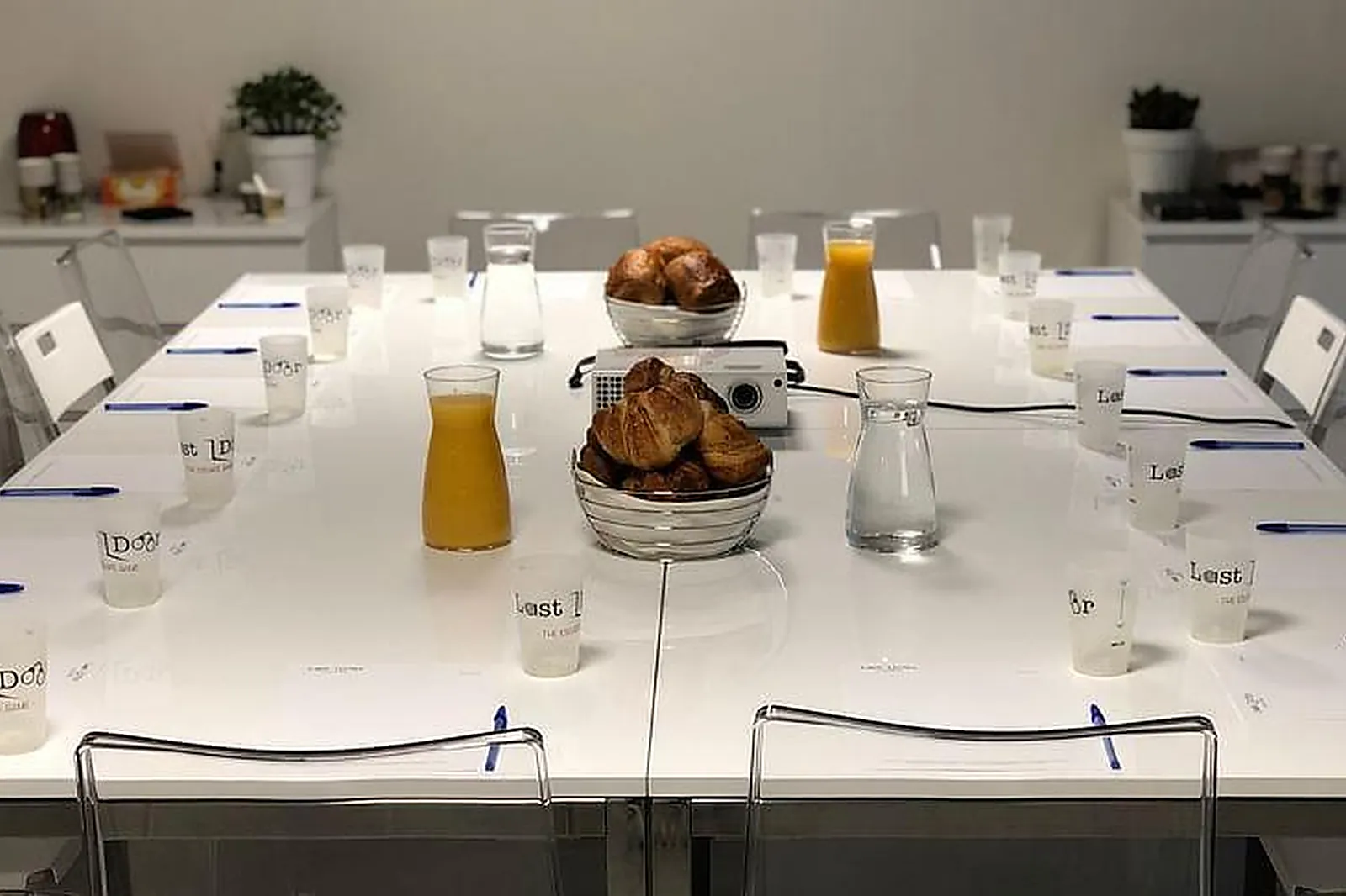 Lieux événementiels, LAST DOOR