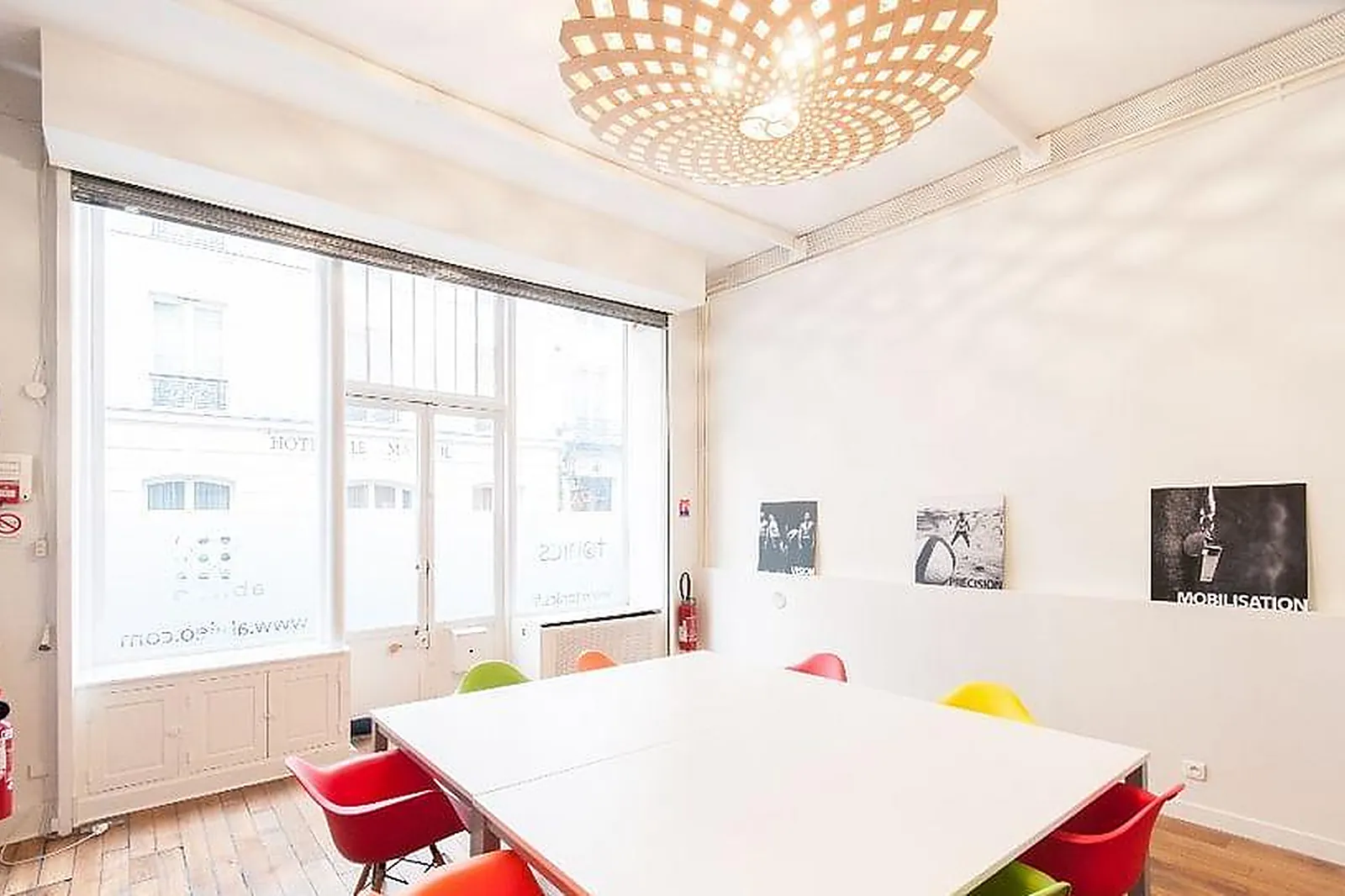 Lieux événementiels, L'ATELIER RÉPUBLIQUE