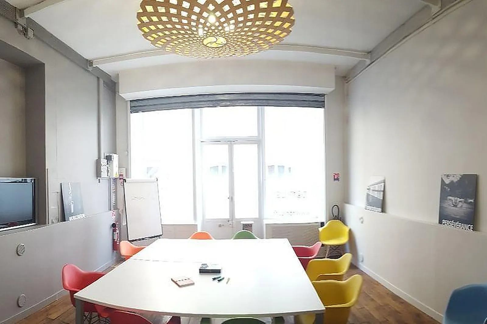 Lieux événementiels, L'ATELIER RÉPUBLIQUE