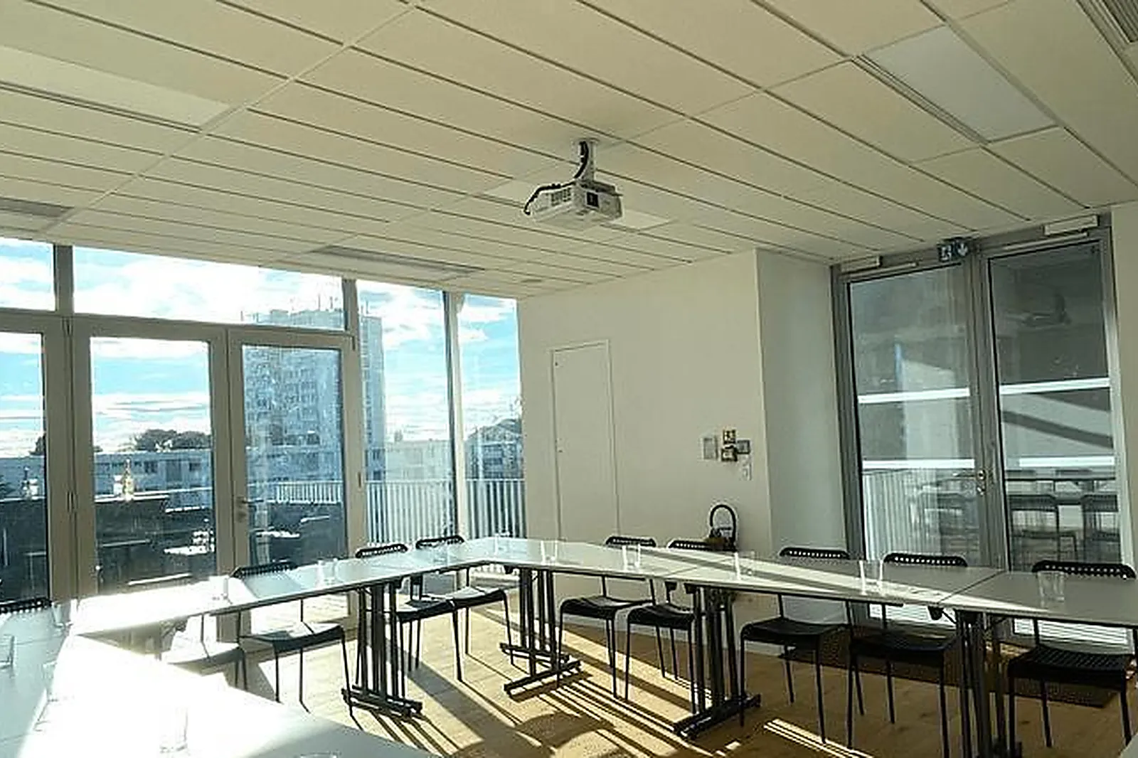 Lieux événementiels, L'ATTIQUE BUSINESS ROOFTOP