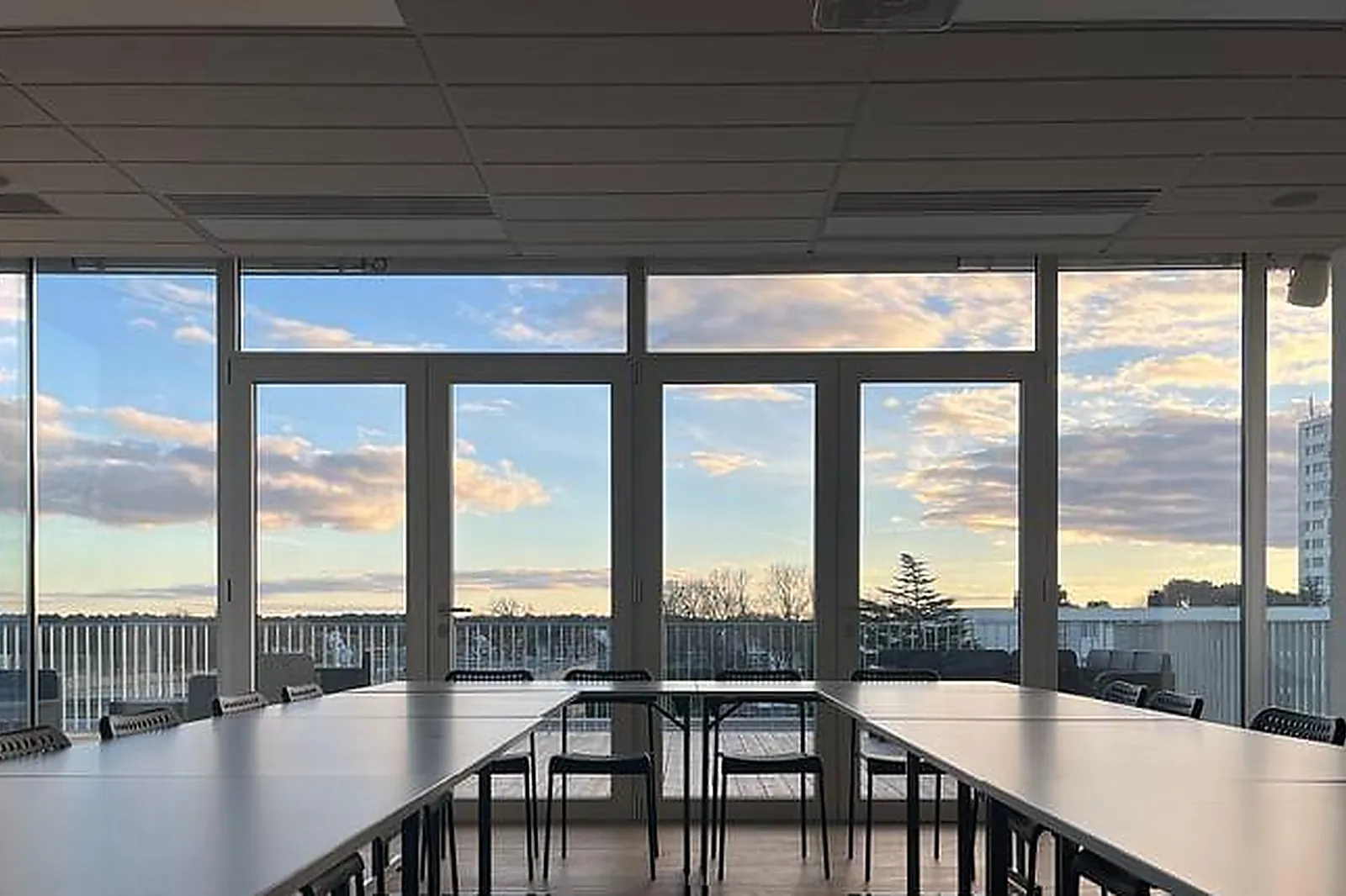 Lieux événementiels, L'ATTIQUE BUSINESS ROOFTOP