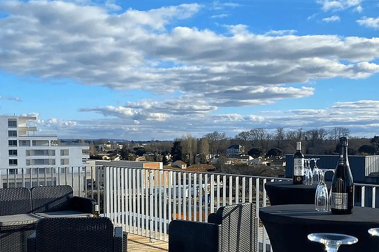 Lieux événementiels, L'ATTIQUE BUSINESS ROOFTOP