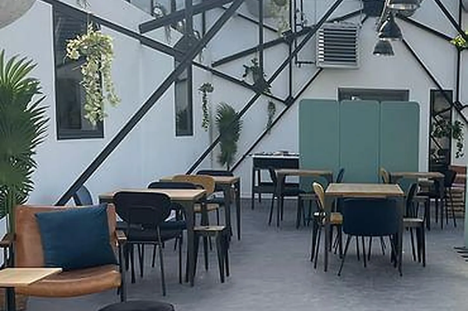 Lieux événementiels, LE 103