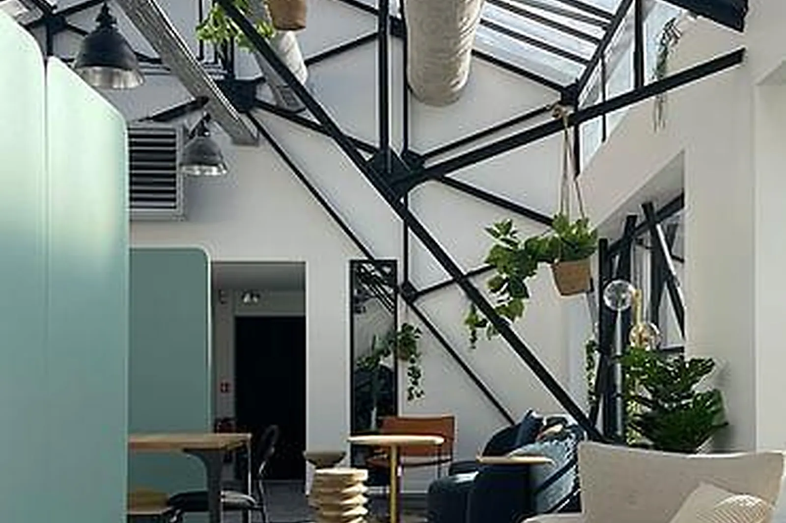 Lieux événementiels, LE 103