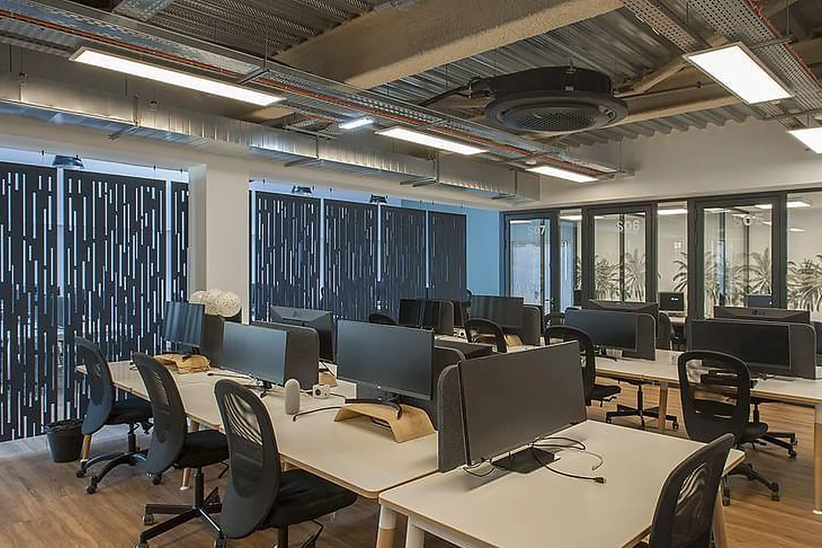 Lieux événementiels, LE 103