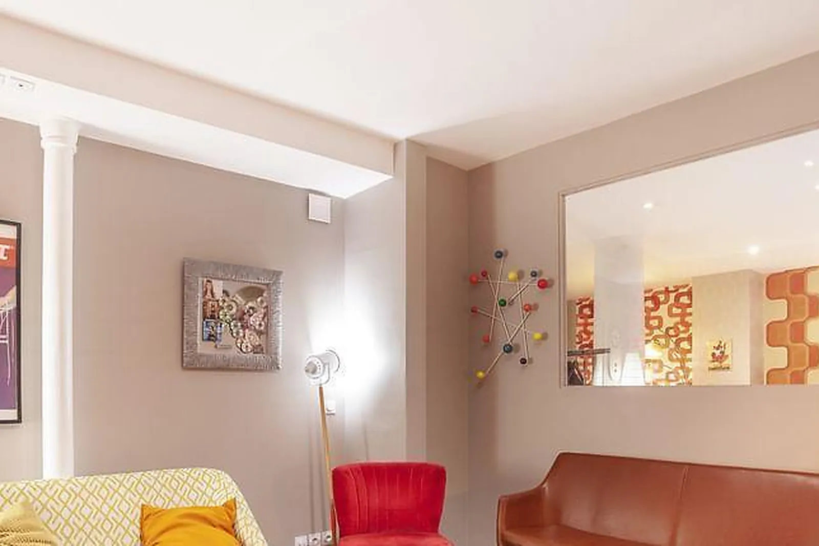 Lieux événementiels, DESKOPOLITAN VOLTAIRE