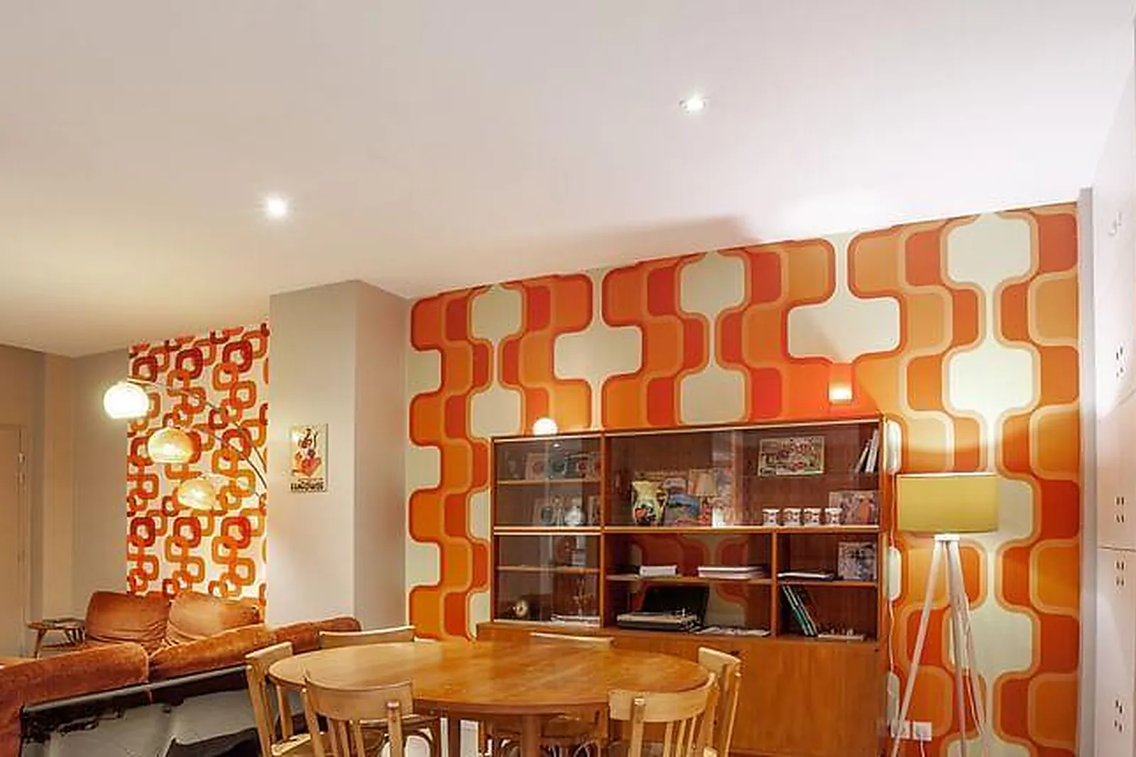 Lieux événementiels, DESKOPOLITAN VOLTAIRE