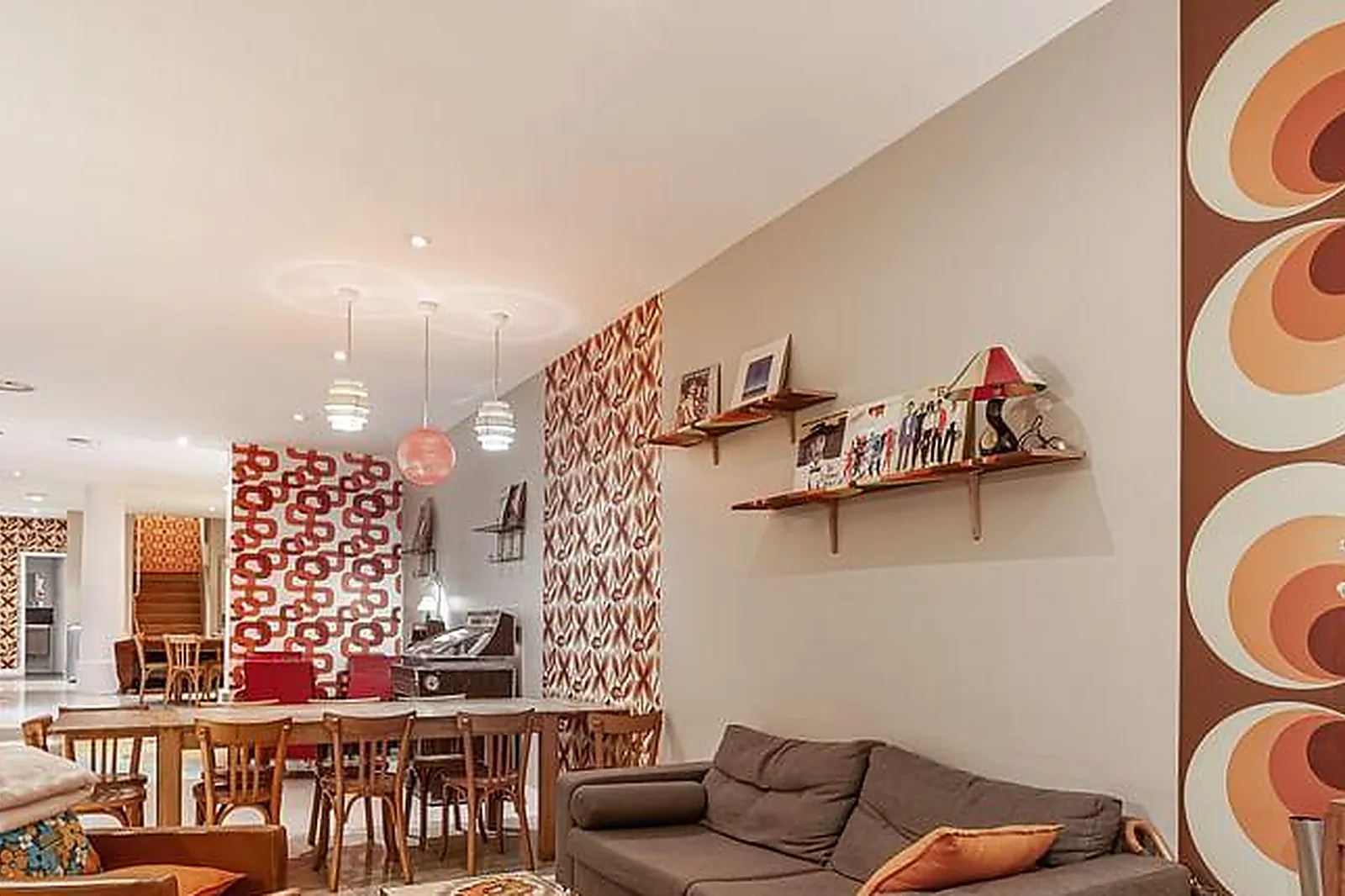 Lieux événementiels, DESKOPOLITAN VOLTAIRE