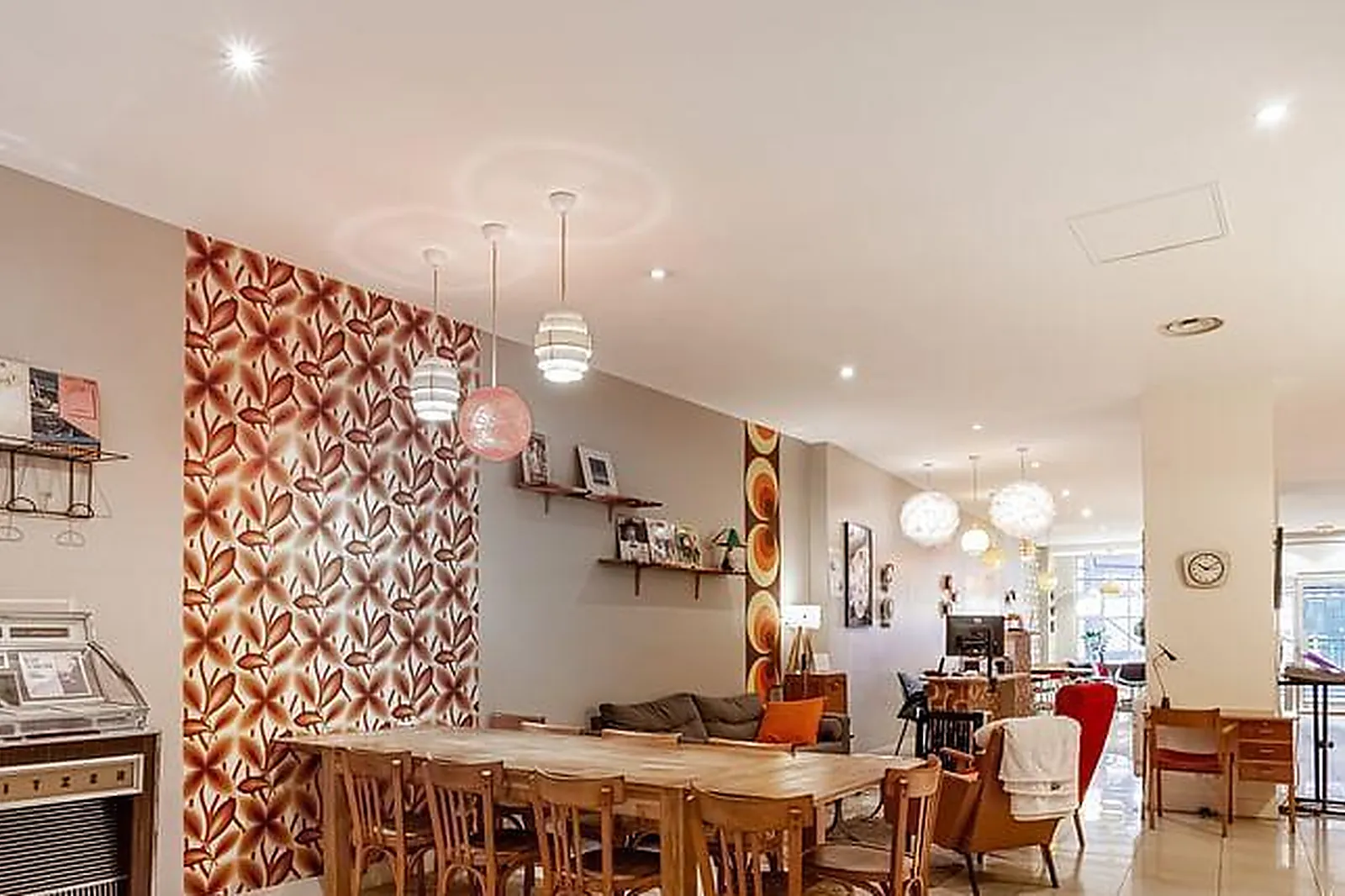 Lieux événementiels, DESKOPOLITAN VOLTAIRE