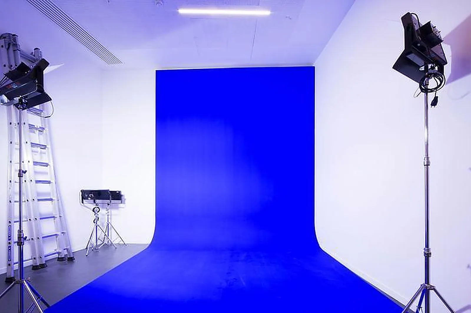 Lieux événementiels, LE 13ÈME ART