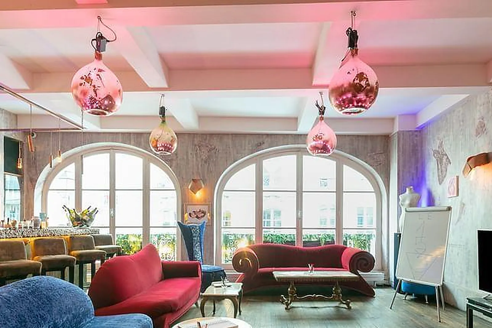 Lieux événementiels, LE 153