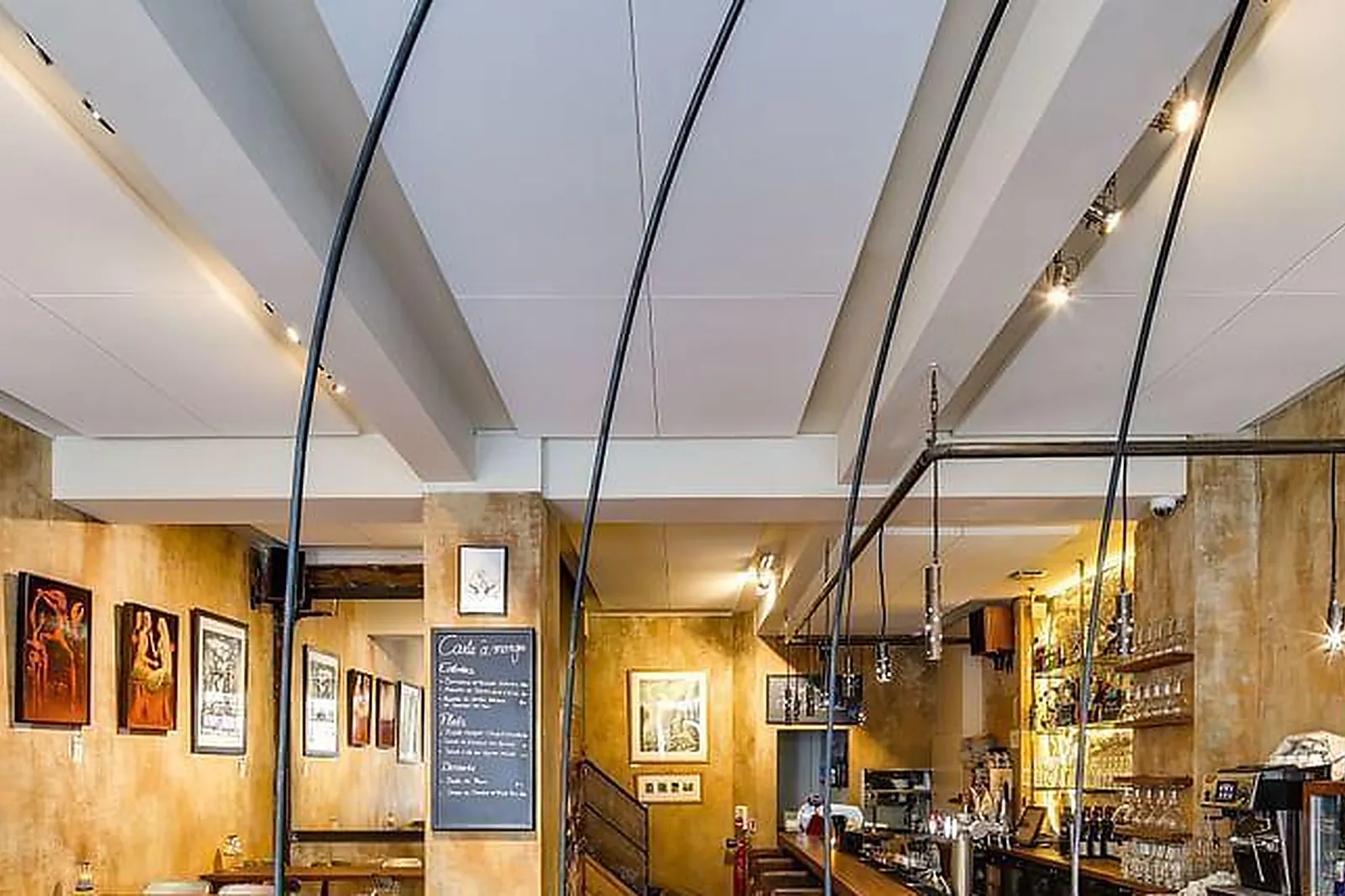 Lieux événementiels, LE 153