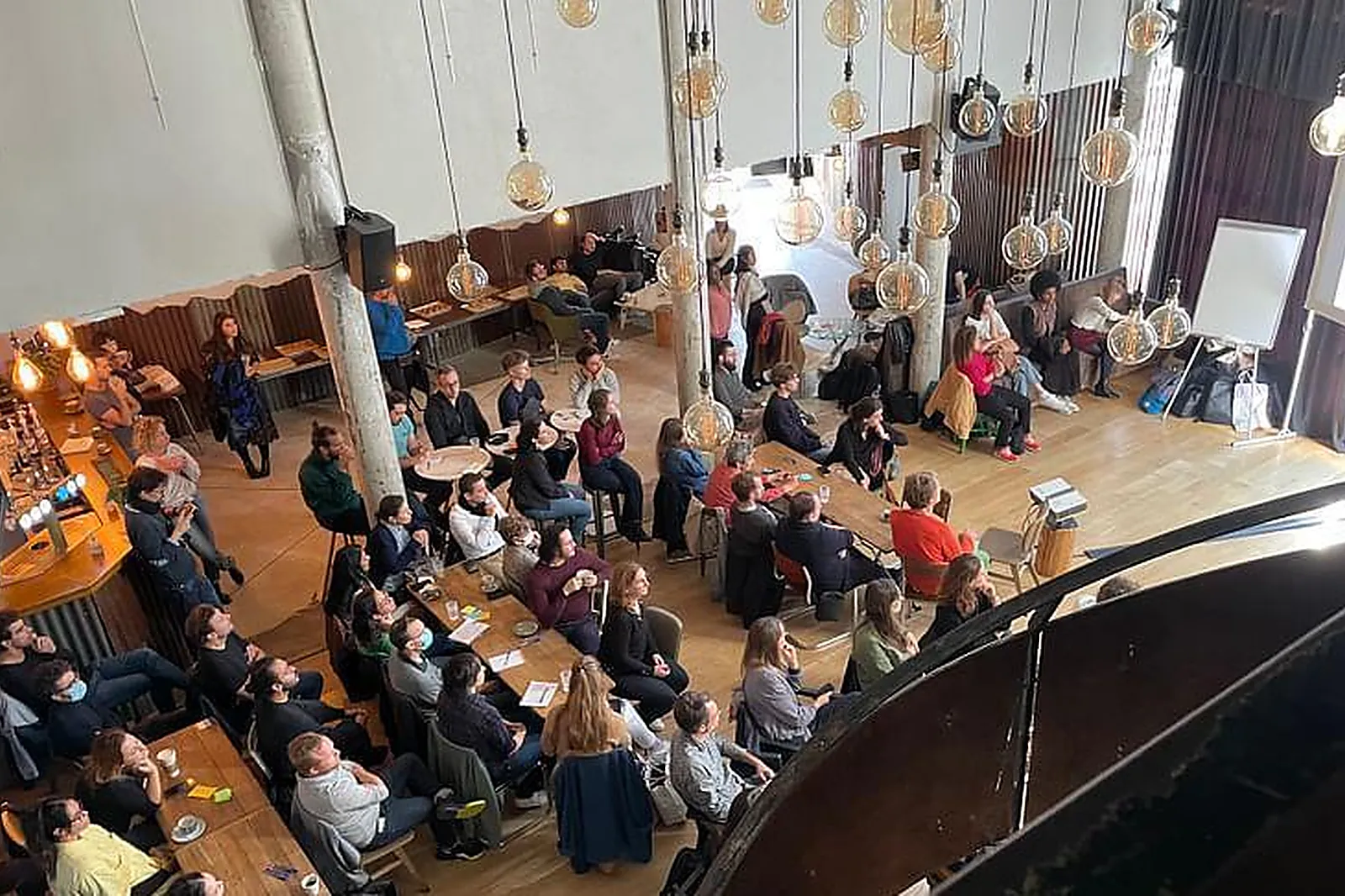 Lieux événementiels, LE 211