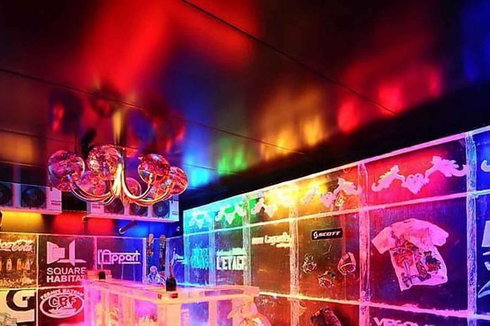 Lieux événementiels, JAJA