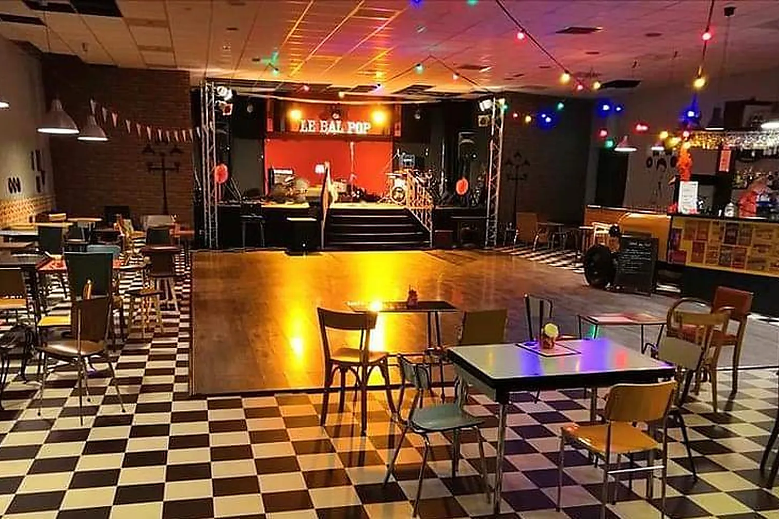 Lieux événementiels, LE BAL POP'