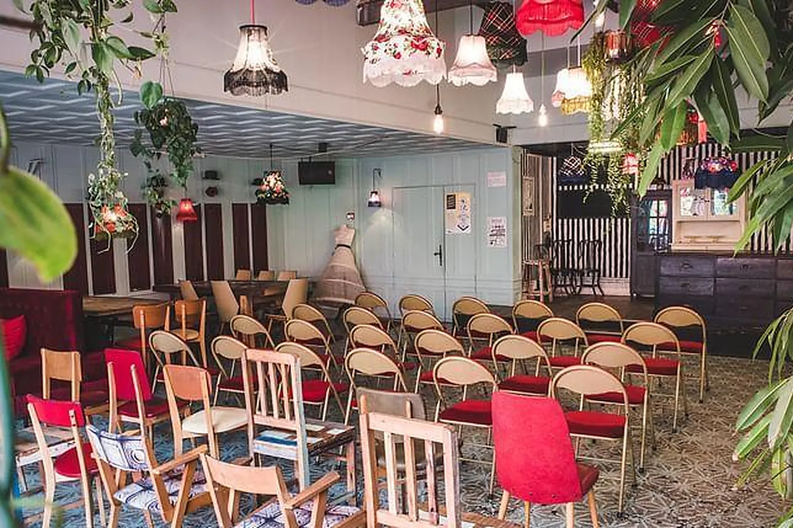 Lieux événementiels, LE BAR À BULLES