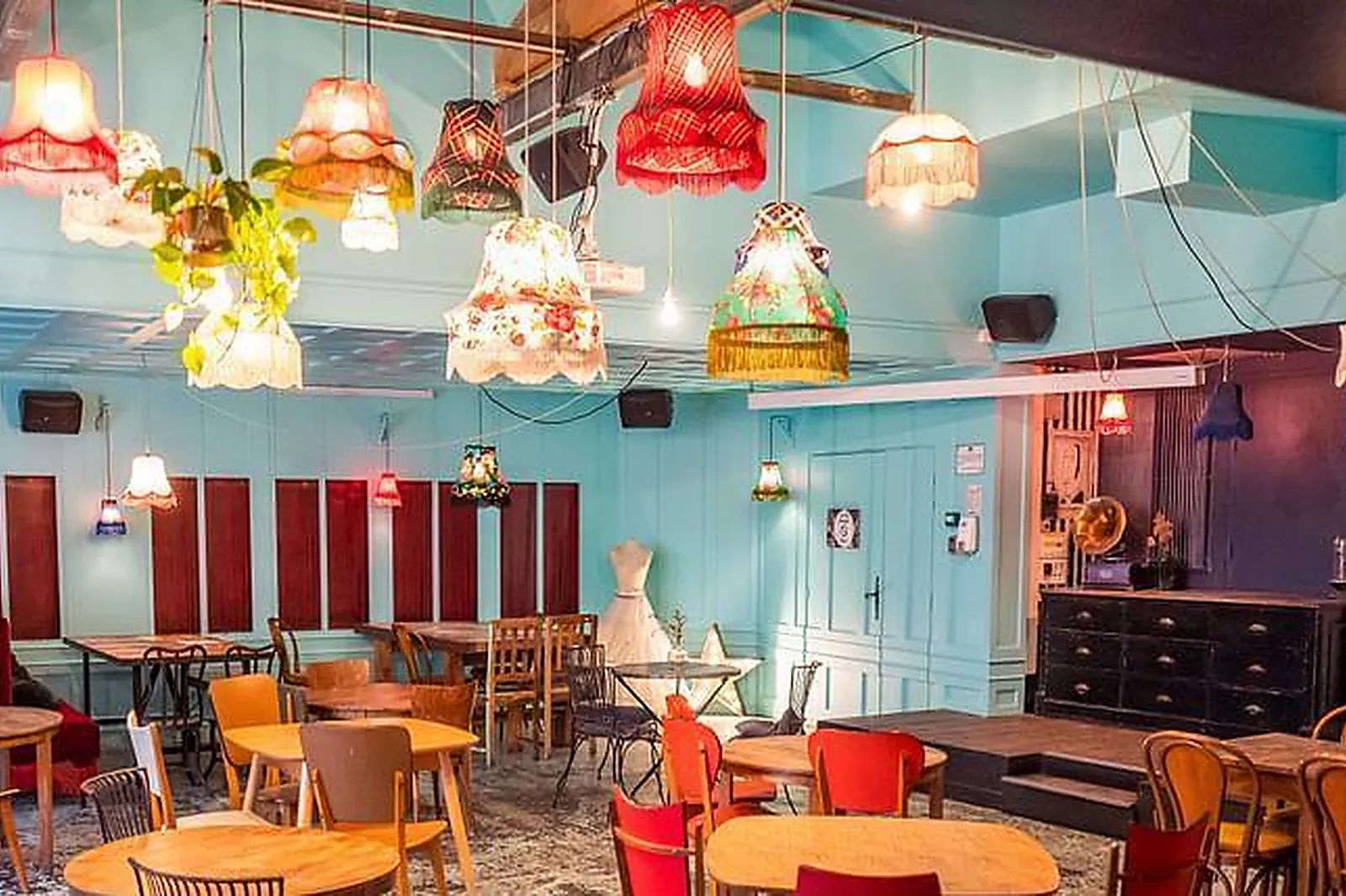 Lieux événementiels, LE BAR À BULLES