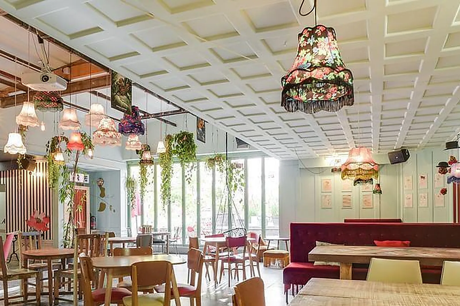 Lieux événementiels, LE BAR À BULLES